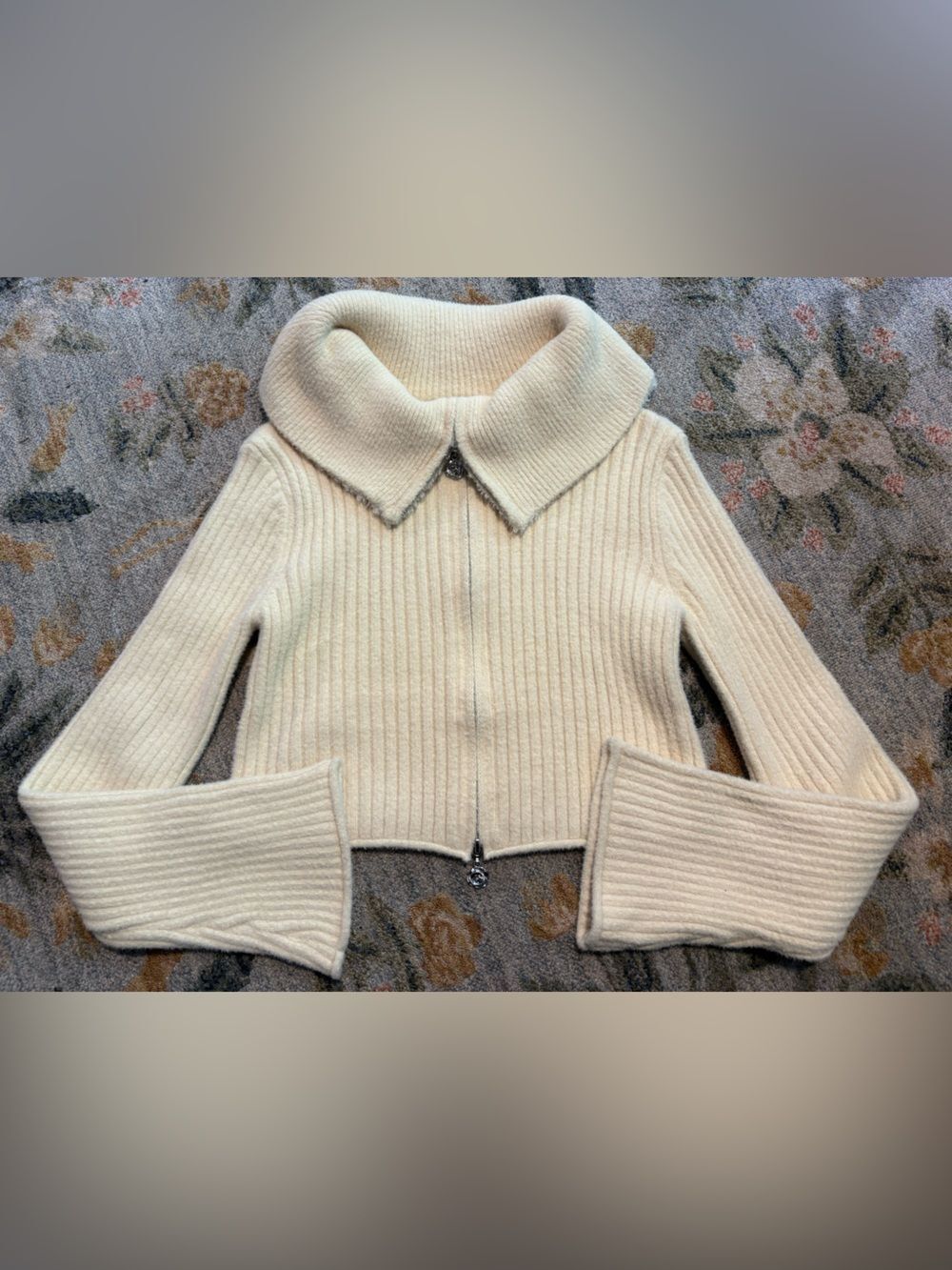 HOUSE OF SUNNY Cardigan Sweater Ribbed Size 6